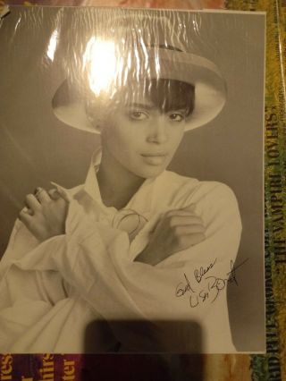 Lisa Bonet Hand - Signed Photo 10x8