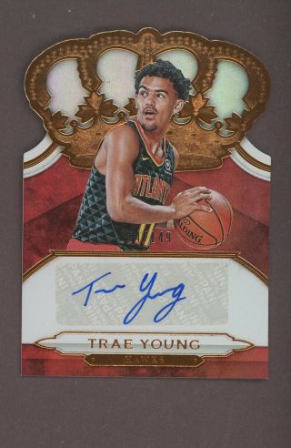 2018 - 19 Panini Crown Royale Trae Young Rookie Rc Autograph 024/149 Cr - Tyg