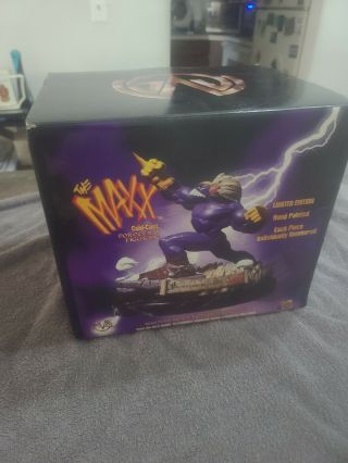 The Maxx Statue By Clayburn Moore Limited Edition Cold Cast 1612/3500
