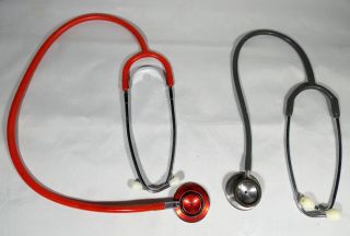2 Vintage Stethoscopes Grafco Red & Littmann Cardiosonics Gray