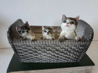 Vintage Kitsch Calico Kitty Cats In Basket Planter Trinket Dish Ceramic 6 "