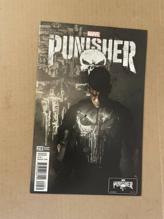 Punisher,  (the) 218 Variant Bernthal Photo Cover 1st Frank Castle War Machine Nm