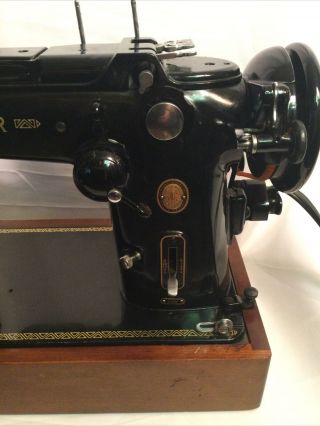 Vintage Black Singer 319W Sewing Machine w/ Piano Keys G16028C 4