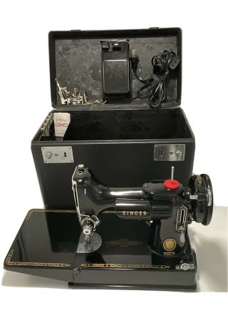Vintage 1956 Singer 221 Featherweight Sewing Machine & Fully Serviced