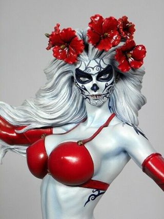 Lady Death La Muerta Statue - Signed By Clayburn Moore