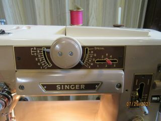 Vintage Singer 401a Slant - O - Matic Zig Zag Sewing Machine 3