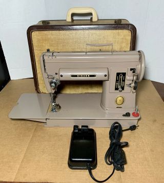 Singer 301a Sewing Machine W/ Case & Foot Control Pedal