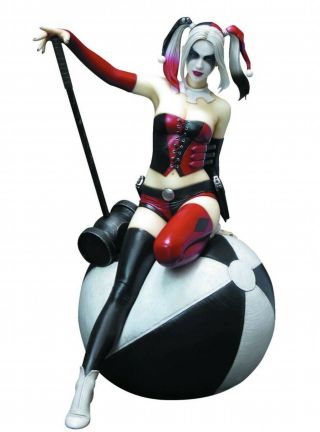 Yamato Fantasy Figure Gallery Harley Quinn By Luis Royo Statue