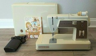 Singer Touch Sew Machine Sewing Vintage Model Zig Zag And Case Well Vtg