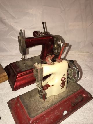 4 Childs Sewing Machines for display parts Casige Sew - O - Matic Muller 3