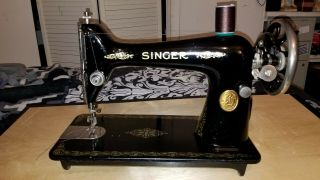 Singer Hand Cranked Sewing Machine Model 66