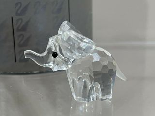 Swarovski Crystal Figurine Small Elephant 7640 040 000