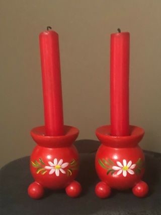 Pair (2) Red Wooden Swedish Candle Holders Ball Feet White Painted Daisy