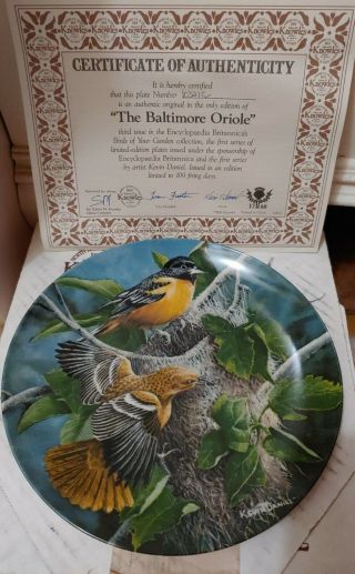Knowles Decorative Bird Art Plate - The Baltimore Oriole - Kevin Daniel