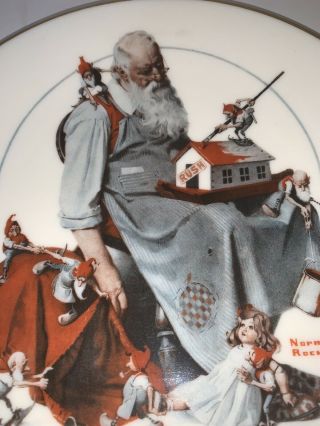 Vintage 1979 Norman Rockwell SANTA ' S HELPERS Christmas Plate by GORHAM 2