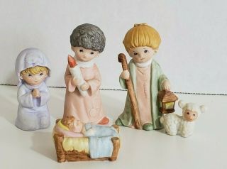 Vintage Homco Christmas Nativity 5 Pc Set 5602 Mary Joseph Jesus Shepherd Lamb