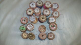 21 Assorted Vintage Wooden Cotton Reels With Thread Mostly Sylko Bargain Bin