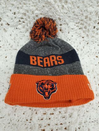 Era Nfl Chicago Bears On Field Sideline Beanie Winter Pom Knit Cap Hat