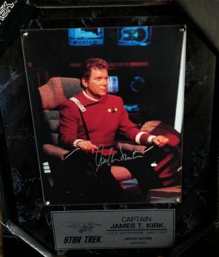 William Shatner Signed Star Trek Photo Plaque Capt Kirk /995 Scoreboard