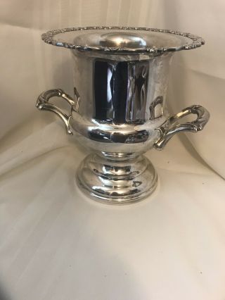 Oneida Silver Plate Champagne Ice Bucket Double Handled Classic Trophy 10 "
