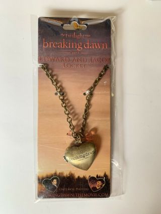 Twilight Breaking Dawn Locket Edward & Jacob Picture Necklace Neca