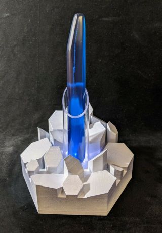Smallville - Fortress Of Solitude Blue Control Crystal With Illuminated Stand