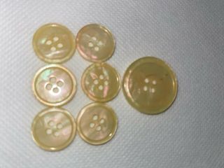 Vintage Buttons Varies Bakelite,  Celluloid,  Lucite,  Mother Of Pearl And More.