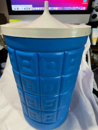 Vintage Lustroware Blue Quilted Insulated Ice Bucket With Lid & Handle Barware
