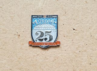 Vintage 1990 Houston Astros Astrodome 25th Anniversary Major League Baseball Pin