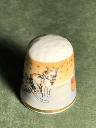 Vintage Thimble | Cats Playing With Yarn | Ceramic | W.  Germany | Unbranded 2