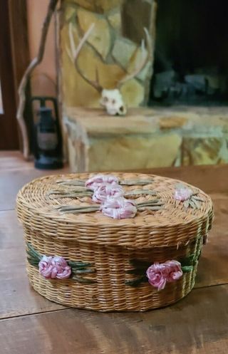 Vintage Oval Woven Grass Basket With Lid Pink Flowers Trinket Basket Cottagecore