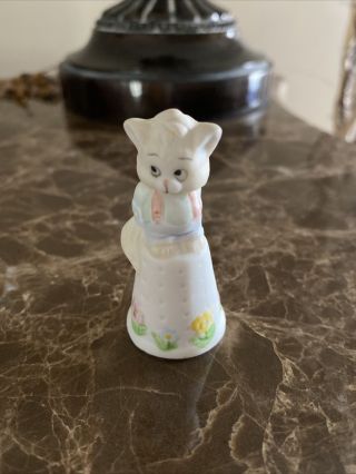 Vintage 1986 Enesco Feline Feelings Cat With Overalls Porcelain Thimble