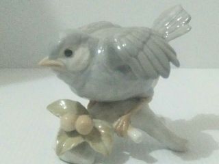 Vintage Otagiri Japan Pale Gray White Porcelain Sparrow Finch Baby Bird Figurine