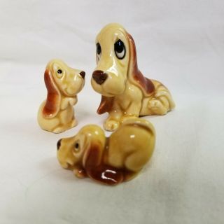 Vintage Bassett Hound Dog Family Figurine Mom With Pups Sad Eyed Made Japan
