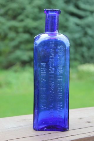 Rare Cobalt Blue Medicine Bottle " Solution Ferrous Malate " Philadelphia
