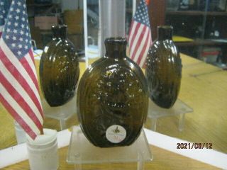 Pontiled 1/2 Pint Giii - 10 Yellowolive Blk Cornucopia/urn Historical Flask.