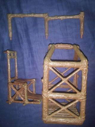 Vintage Star Wars Ewok Village Parts Elevator,  C - 3p0 Chair/thrown And Rail