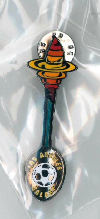 Los Angeles La Galaxy Mls Soccer Pin - Old Twizzle Mascot - Spoon Football Badge