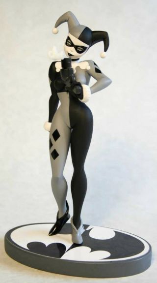 Harley Quinn Black And White Statue 1st Edition 3112/5200 Bruce Timm