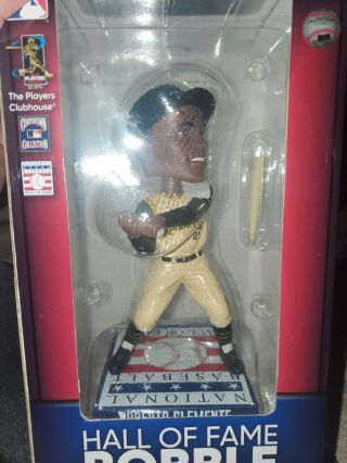 Mlb Exclusive Hall Of Fame Roberto Clemente Hof Bobblehead Pirates /360 Rare 73