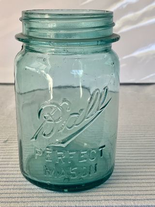 Vintage Ball Perfect Blue Mason Pint Size Jar W/ 0 Embossed On The Bottom No Lid