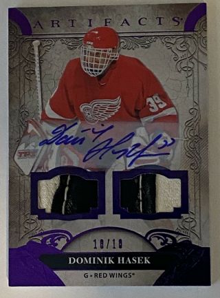 2020 - 21 Artifacts Red Wings Dominik Hasek Dual Patch Auto Card 10/10
