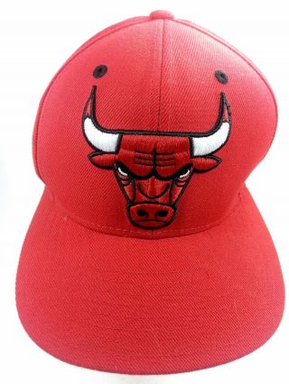 Retro Chicago Bulls Red Adidas Embroidered Snapback Trucker Baseball Hat